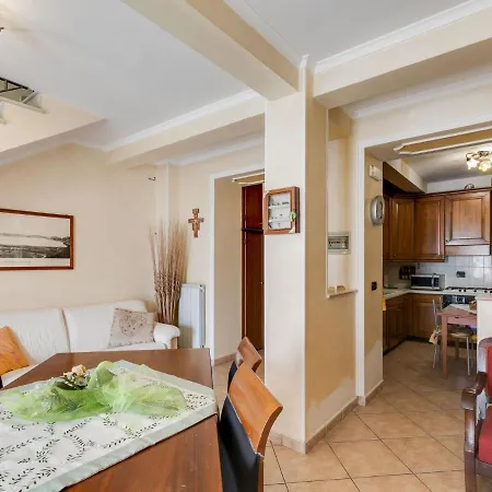 Дом отдыха Belvilla By Oyo Sirente House